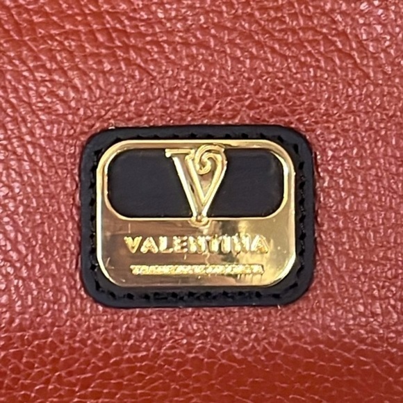 Brand New Valentina Genuine Leather Chain Convertible Handbag Crossbody Purse - Picture 3 of 16